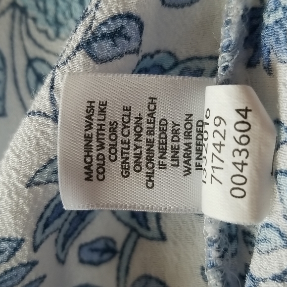 J.Jill Top XS Blue and White - Picture 7 of 7